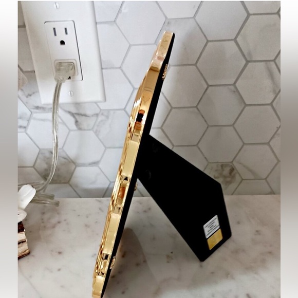 Kate Spade Wavy Gold Frame nwt - Picture 4 of 4